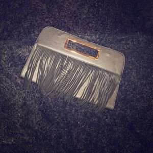 Fringe clutch
