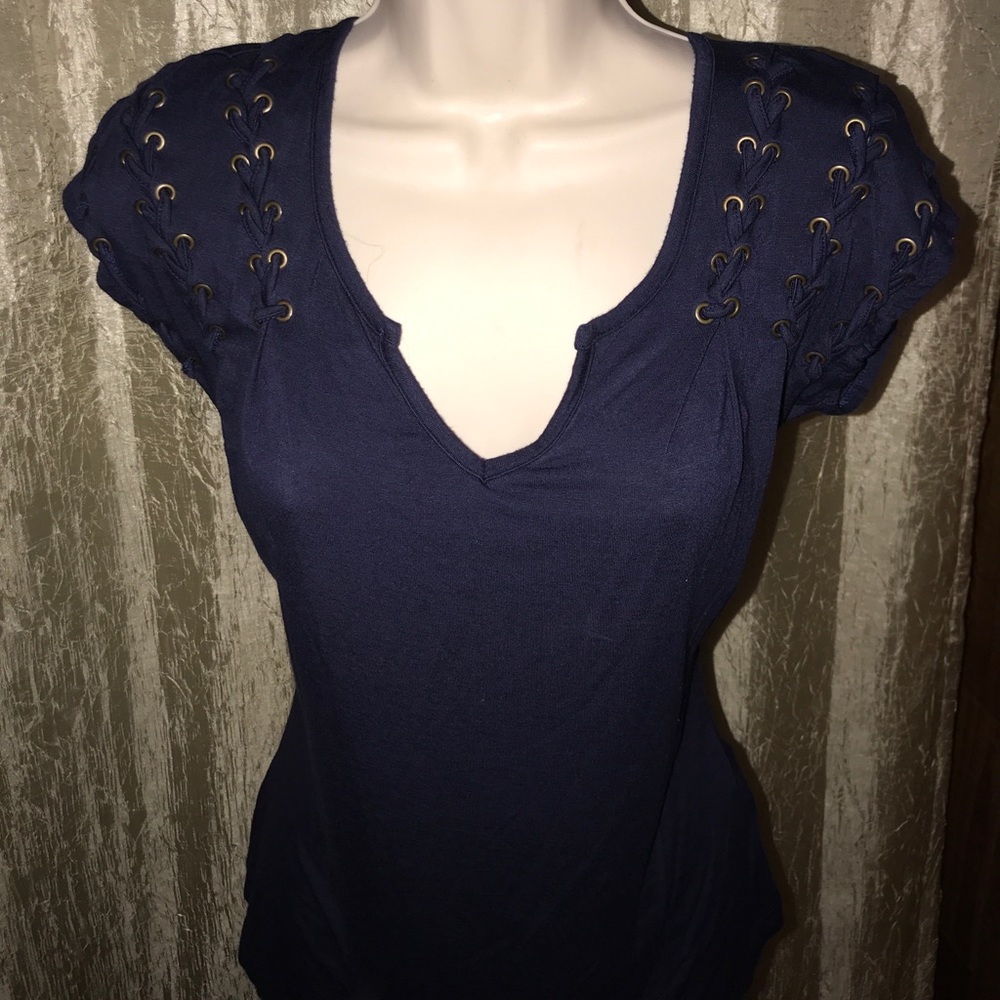 Top - Picture 7 of 7