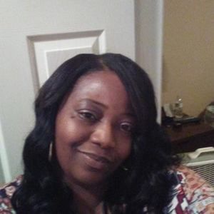 Meet your Posher, Flora