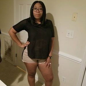 Meet your Posher, Lynette