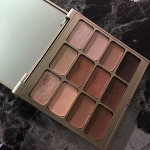 Stila eyeshadow neutral color