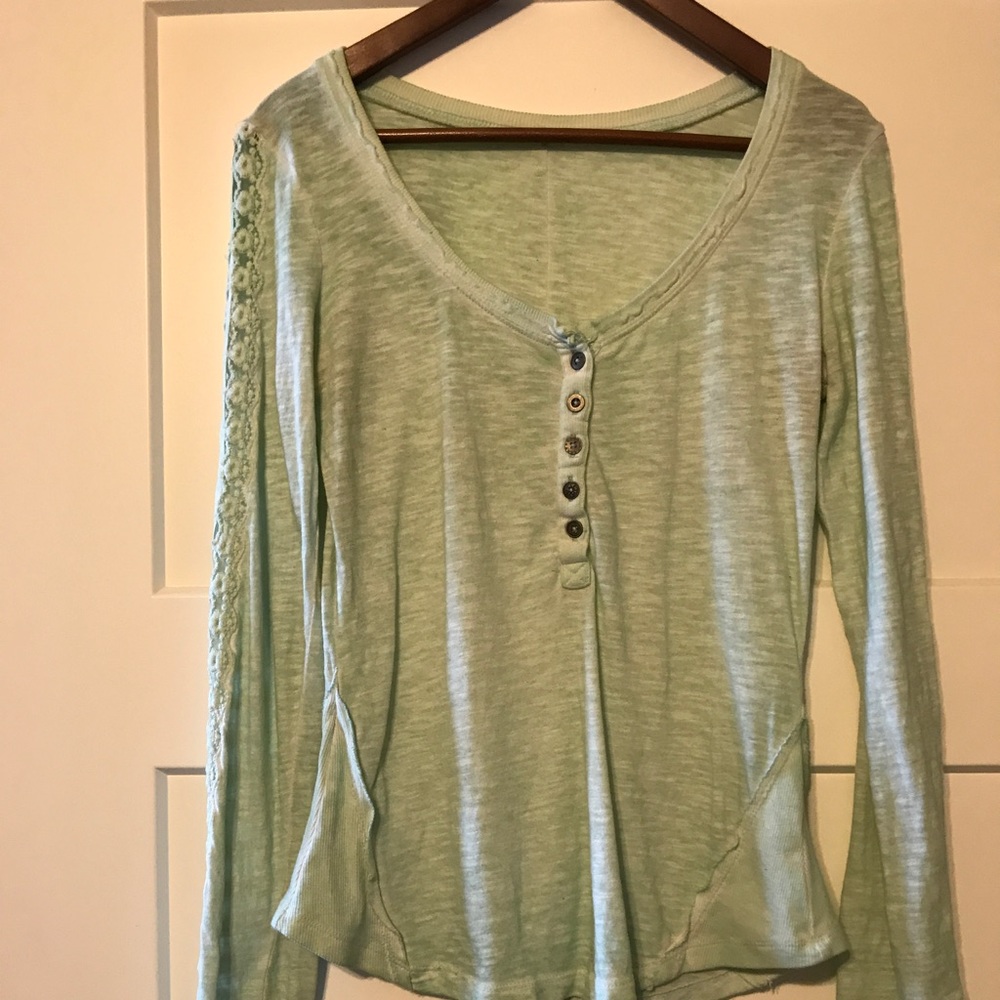 Free people L/S Shirt with Sleeve detail