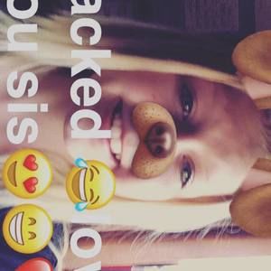 Meet your Posher, Leeann