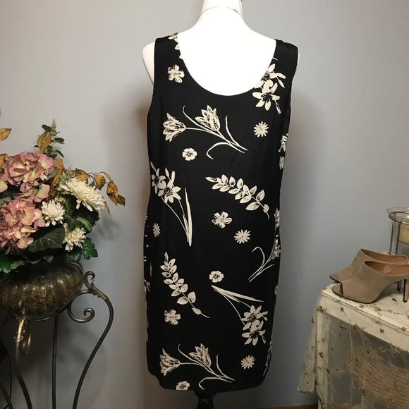 LAURA ASHLEY DRESS - Picture 3 of 5