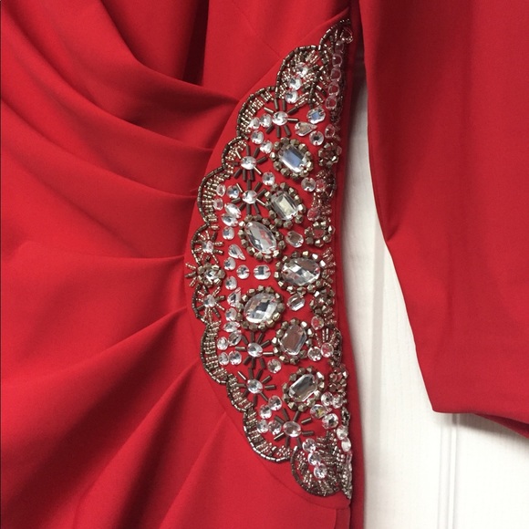 Bloody red ALEX formal dress - Picture 3 of 6