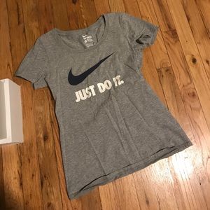 Nike T-Shirt