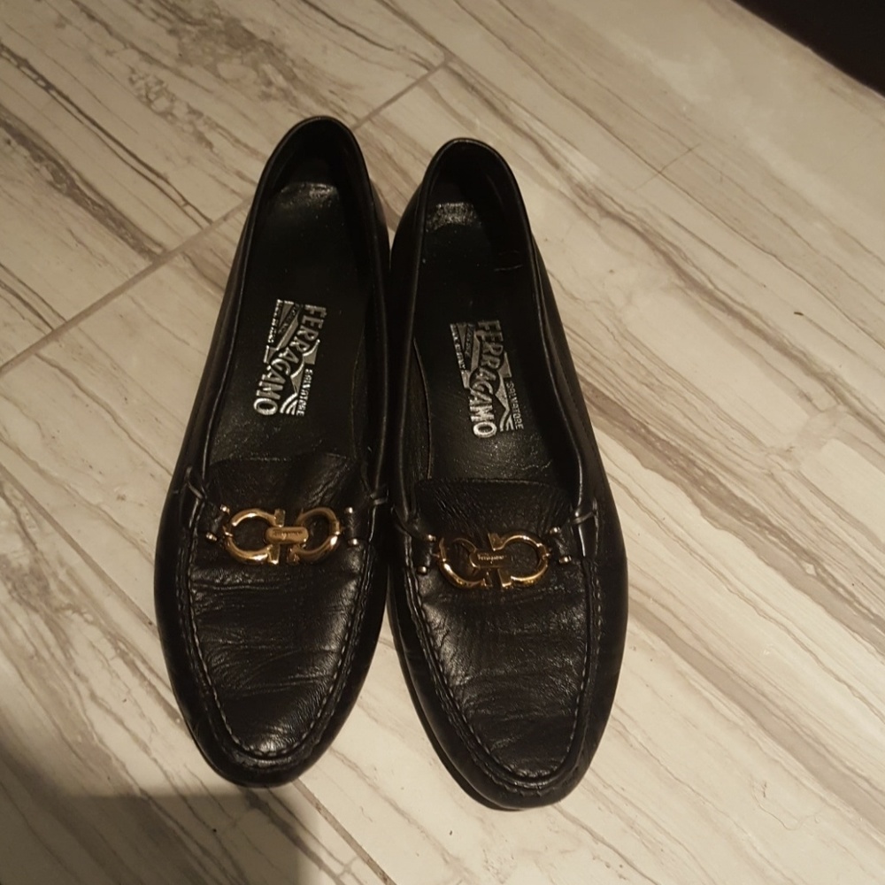 Ferragamo Womens Loafers Flats