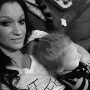 Meet your Posher, Shana