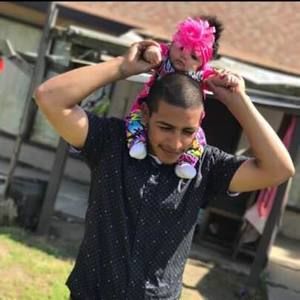 Meet your Posher, Robert