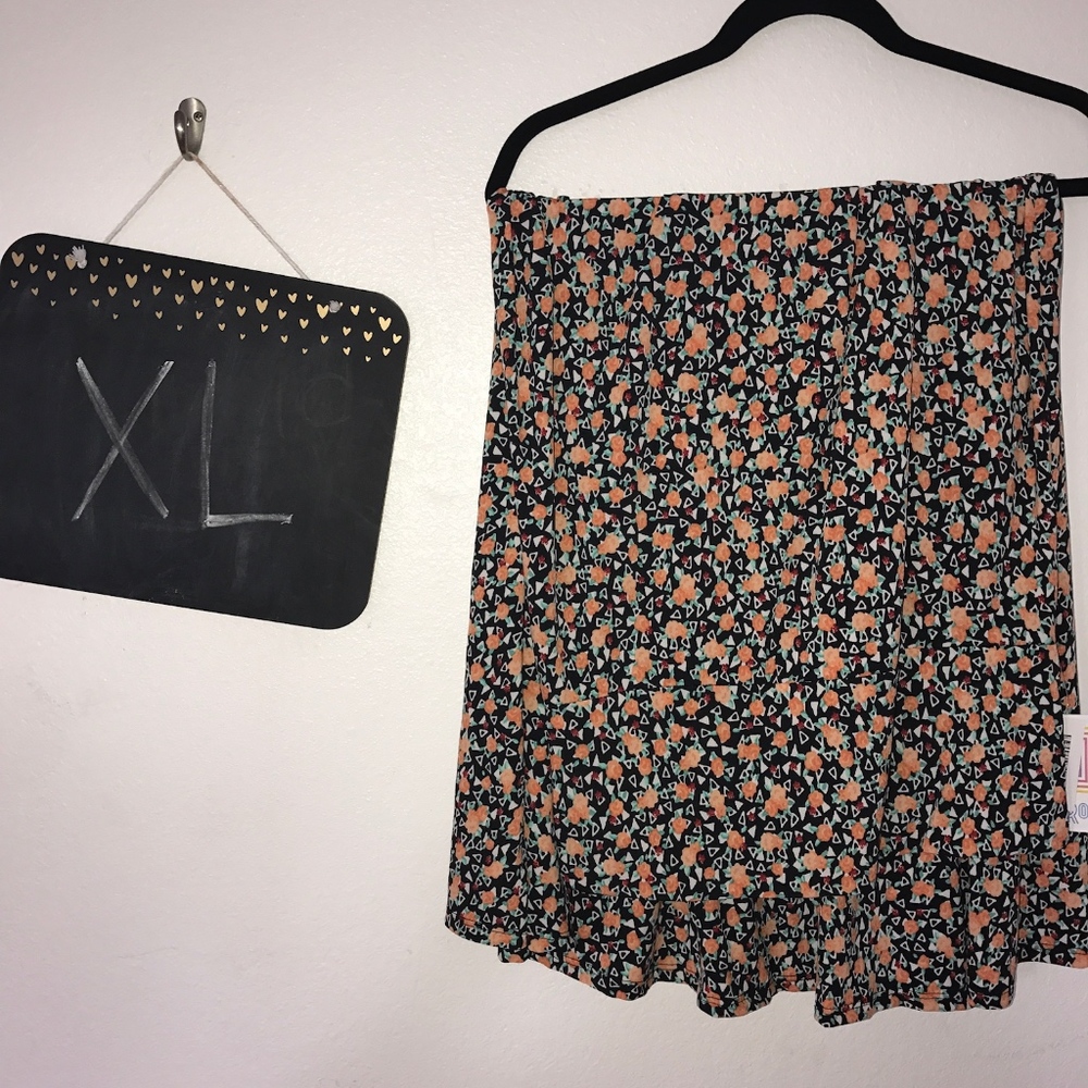 LuLaRoe Maxi Skirt. Black, orange flowers