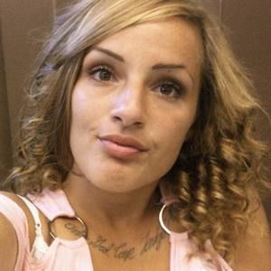 Meet your Posher, Shawntia