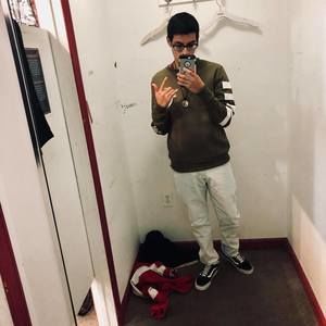 Meet your Posher, Daniel