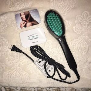 Luma Hair Straightening Ceramic Brush