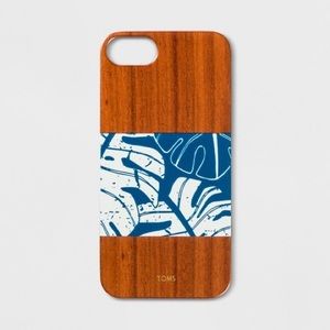 iPhone 6,6s, and 7 Toms wooden case