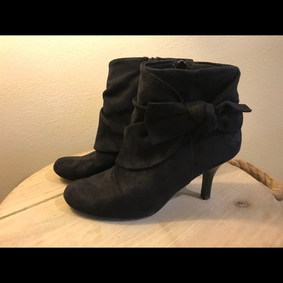 Black apt. 9 boots, size 7 1/2 - Picture 1 of 2