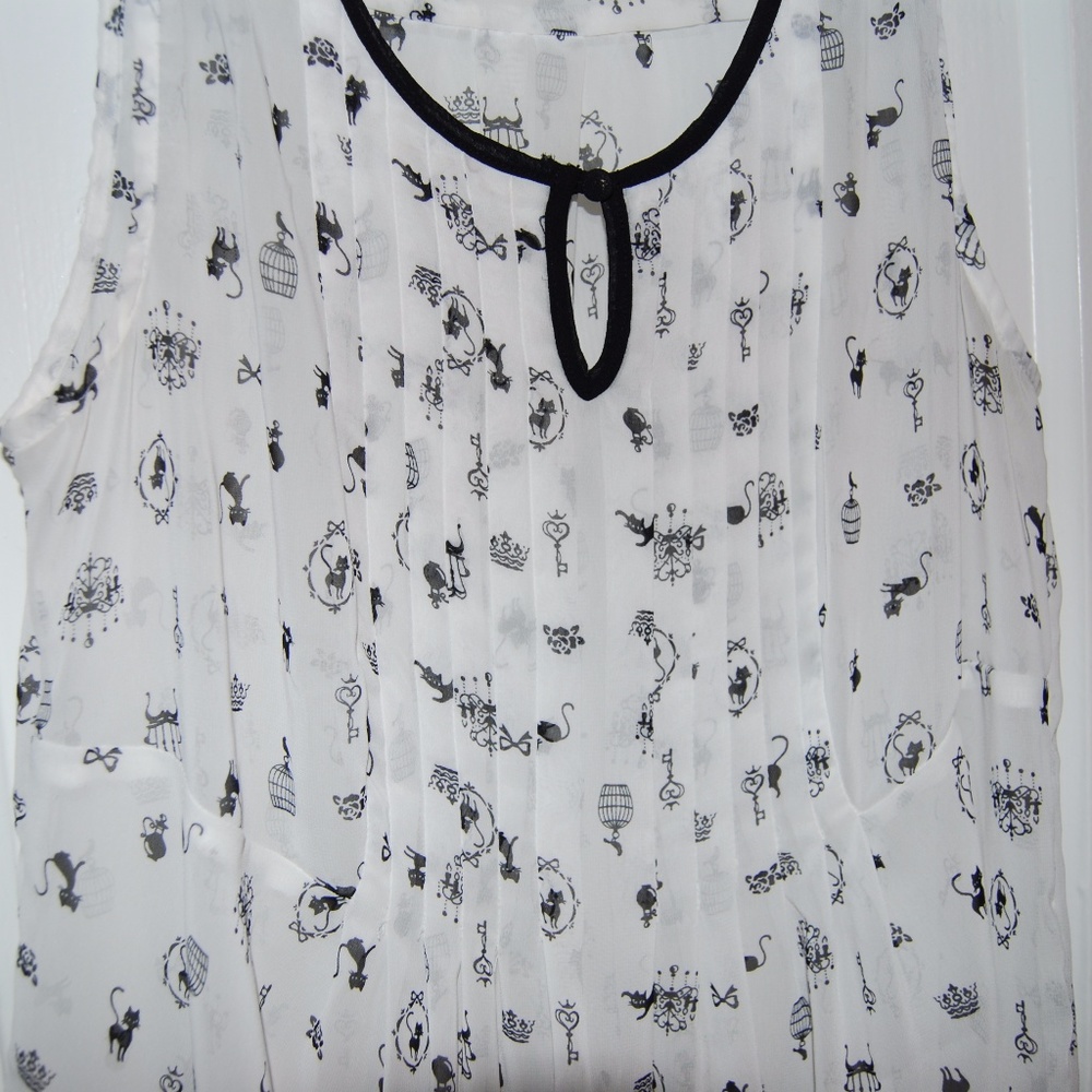 Black and White Cat Print Blouse