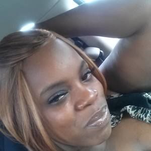 Meet your Posher, Latoya