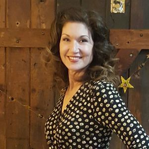 Meet your Posher, Stephanie