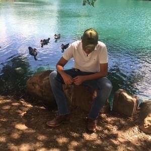 Meet your Posher, Adan