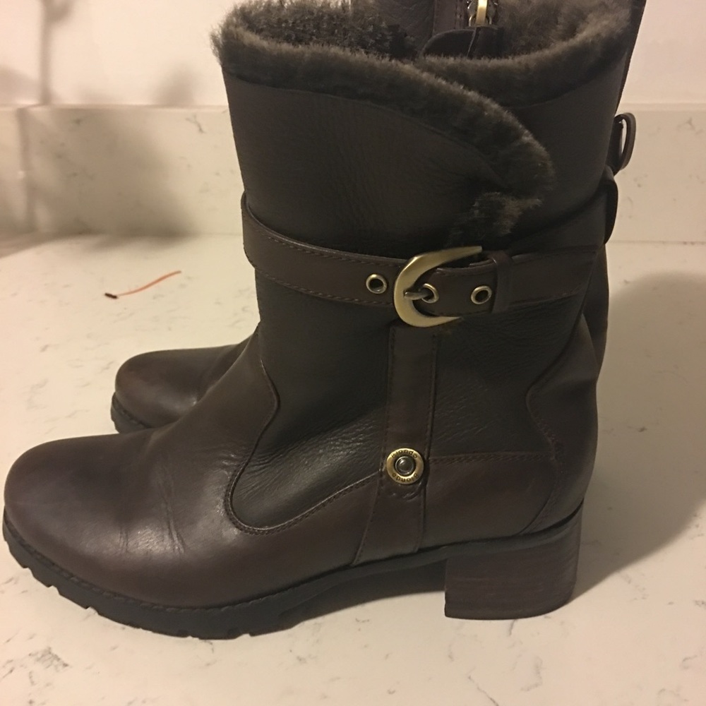 Blondo waterproof winter lines booties.
