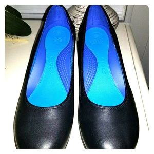 New CROCS Womens Wedge size 9