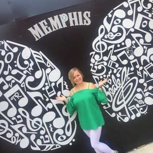 Meet your Posher, Lori