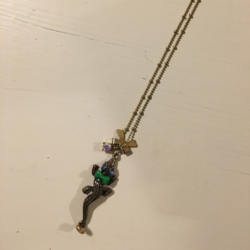 Betsey Johnson lizard necklace