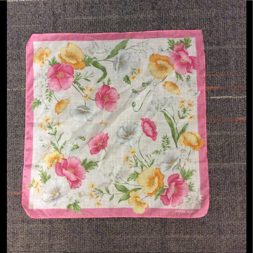 Hanae Mori scarf