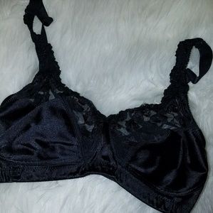 Wireless Black Lace Vintage Inspired Bra