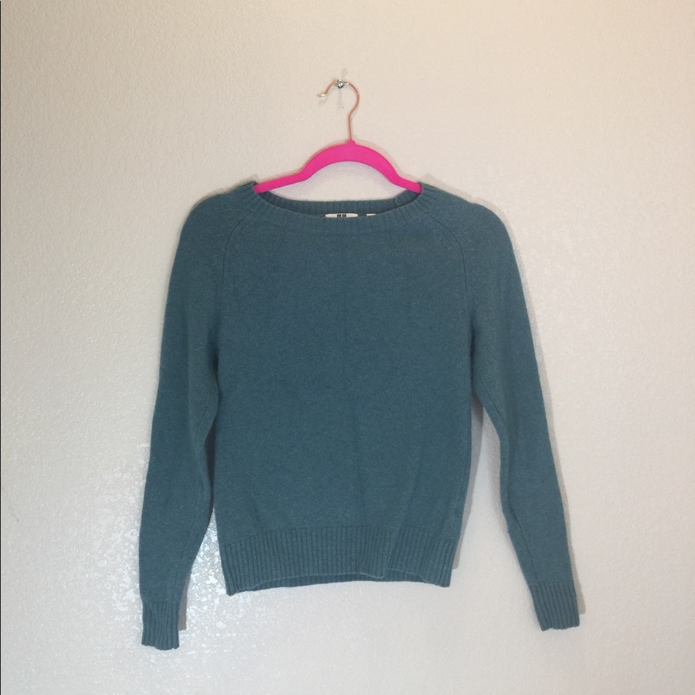 UNIQLO Blue Sweater