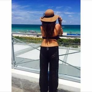 Meet your Posher, Alexus