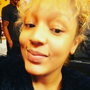 Meet your Posher, Sidnee