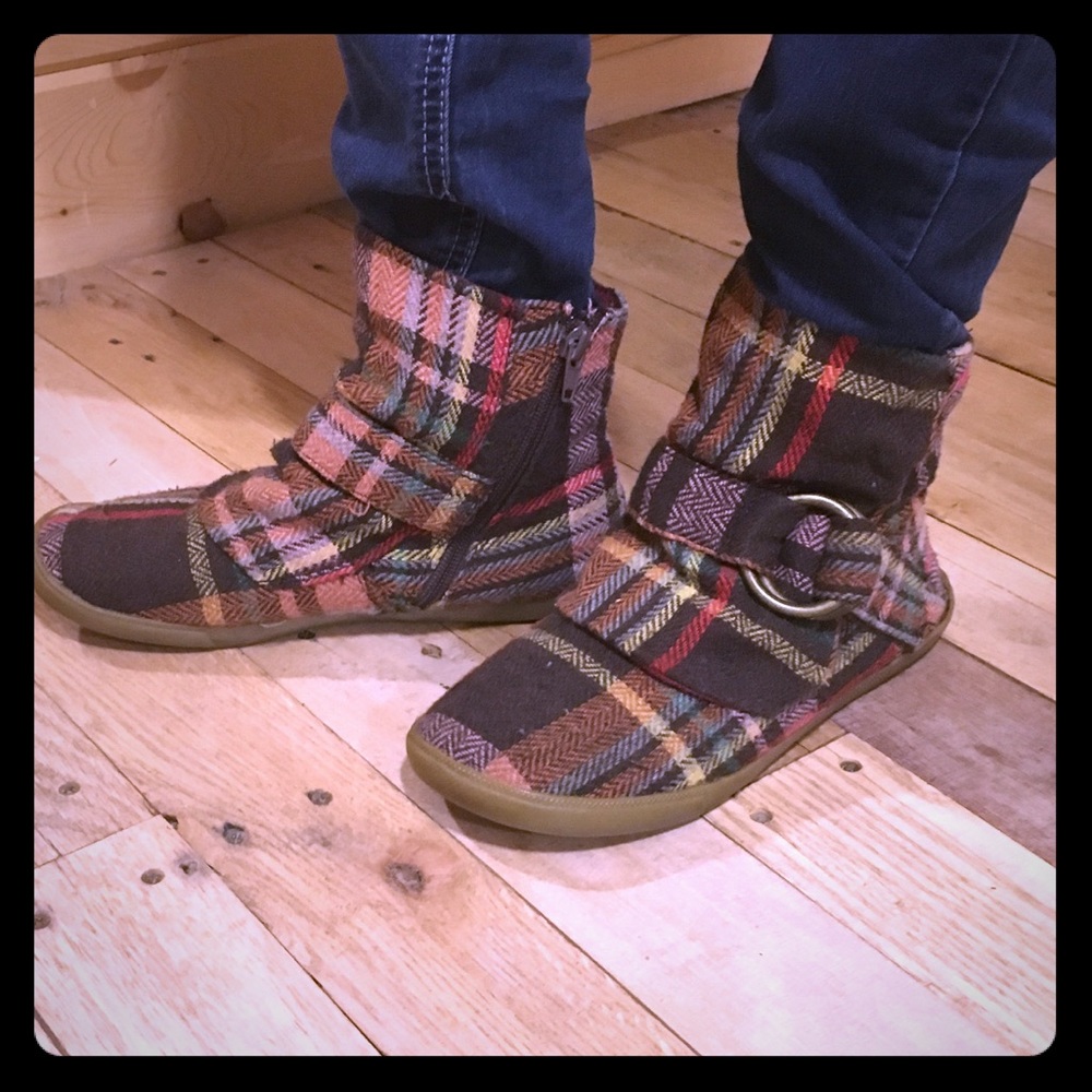 Plaid boots