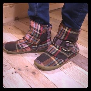 Plaid boots
