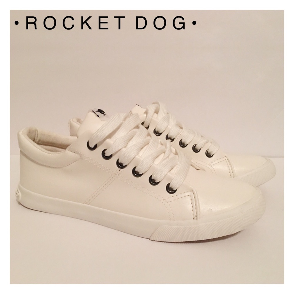Rocket Dog • White Sneakers