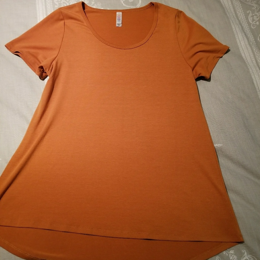 Gently used lularoe classic