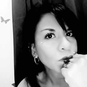 Meet your Posher, Niki