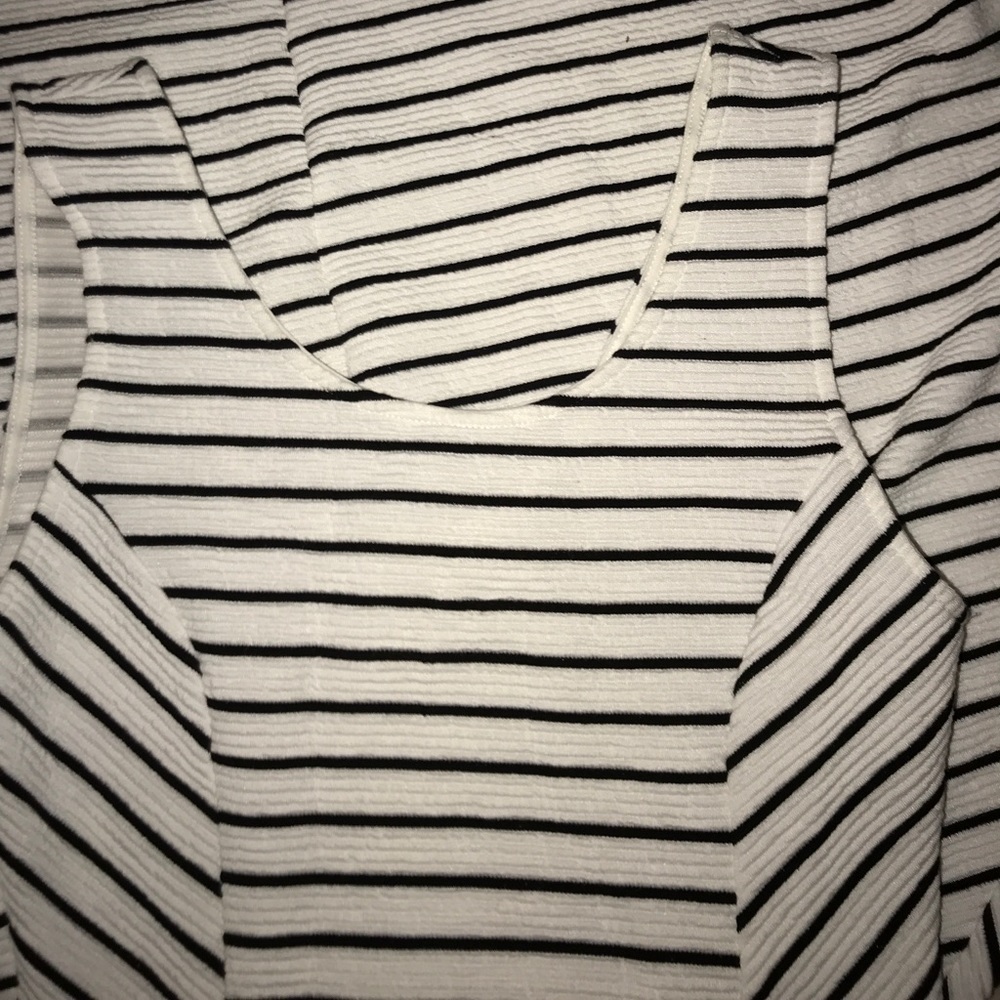Dress - Picture 5 of 5