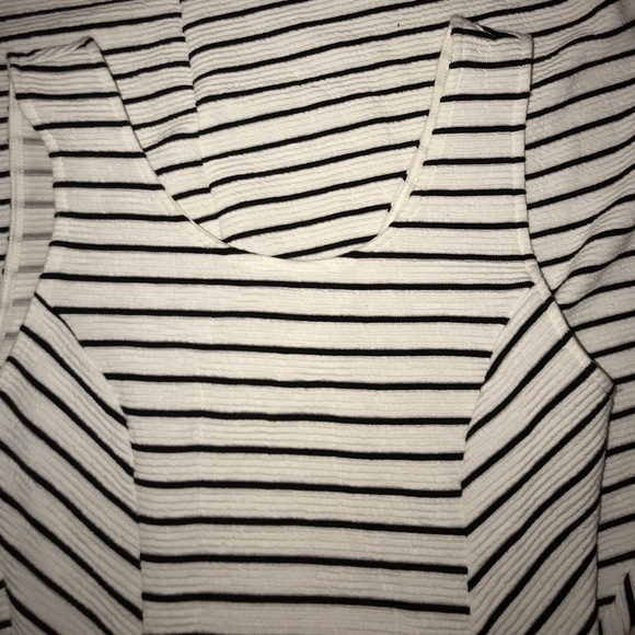 Dress - Picture 5 of 5