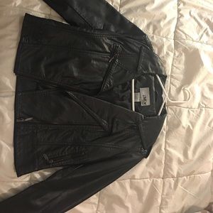 100% polyurethane “Leather” jacket