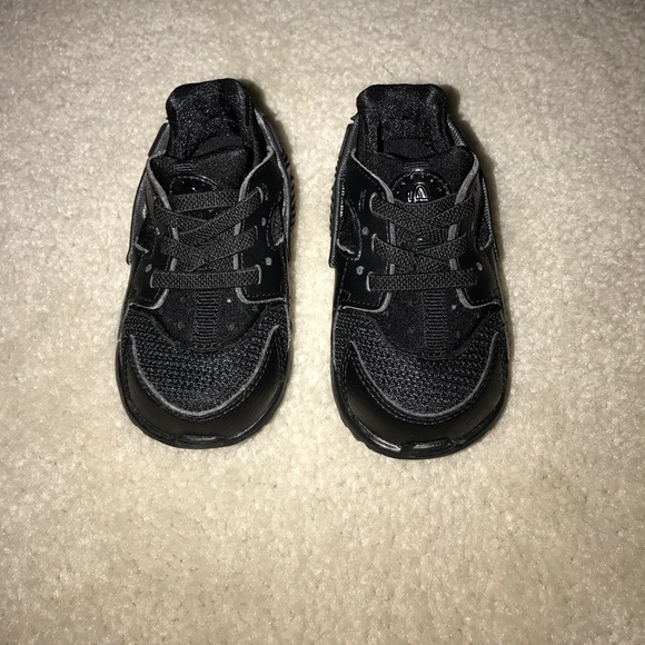 Nike Other - Baby Huarache Tennis Shoes