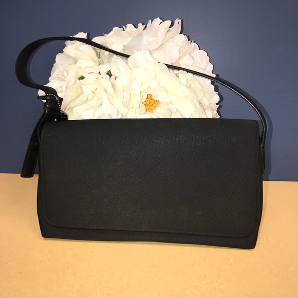 Coach Handbags - Coach vintage handbag