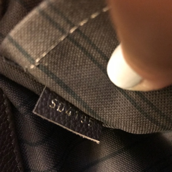 🔴SOLD🔴AUTHENTIC!!  LV Empreinte Montaigne MM - Picture 7 of 8