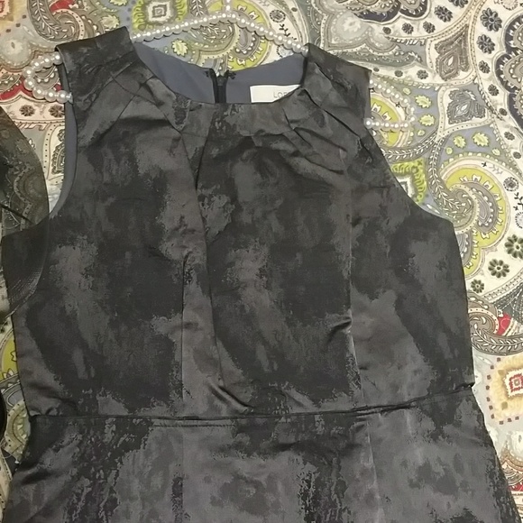 NWT LOFT grey & black classy dress, size 8P. - Picture 2 of 5