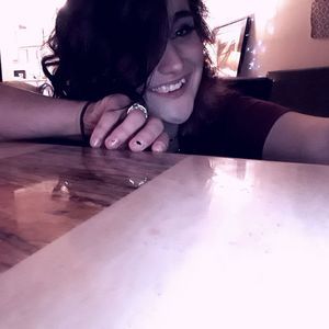 Meet your Posher, Kayli c.