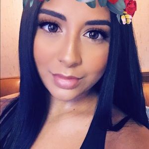 Meet your Posher, Neni