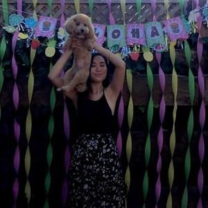 Meet your Posher, Monique