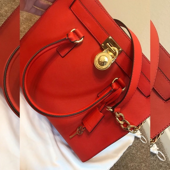 ❌SOLD ON MERCARI ❌Michael kors large Hamilton Tote - Picture 1 of 5