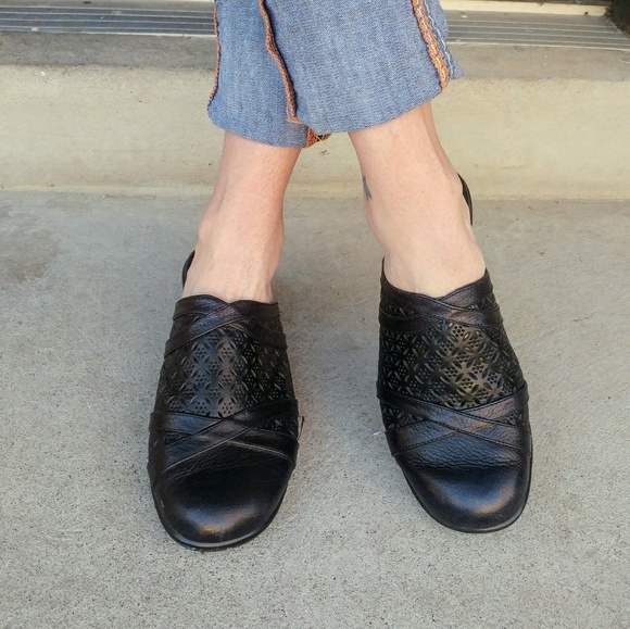 michelle leather mules