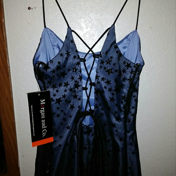 Dress - Picture 3 of 4